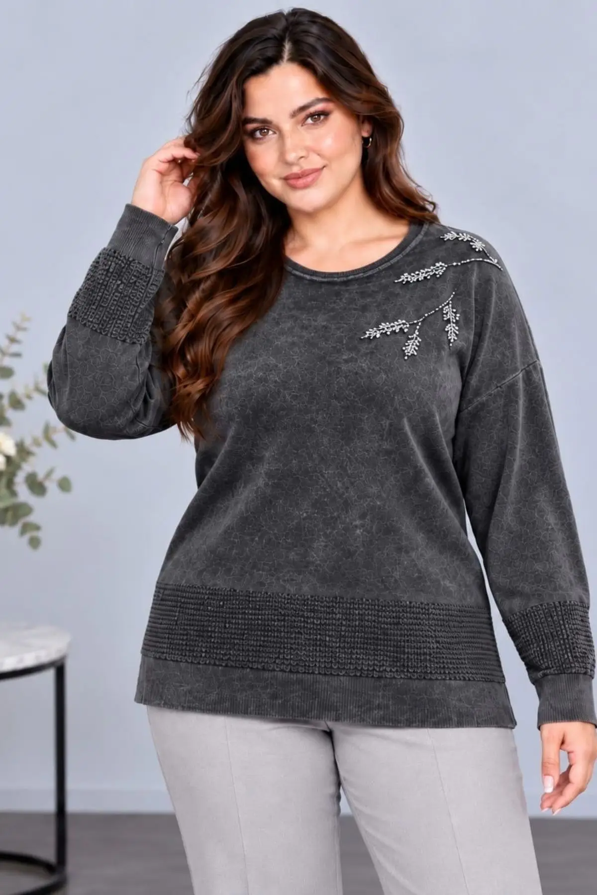 CEDY DENIM Kadın Bisiklet Yaka Dal Yaprak İşlemeli Taş Detaylı Dokulu Triko Kazak C27061